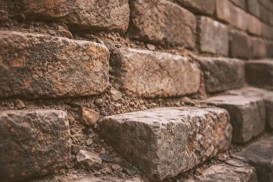 bricks and materials used in Great Wall of China engineering construction
